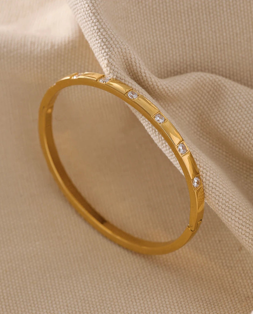 18K Gold Plated Cubic Zirconia Bangle – Waterproof Stainless Steel Bracelet for Women